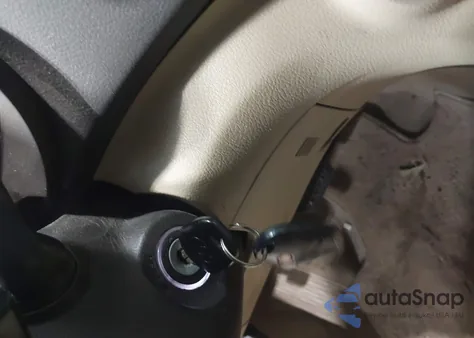 2010 Toyota Highlander Base V6 from USA, damaged, VIN 5TDBK3EH6AS038933